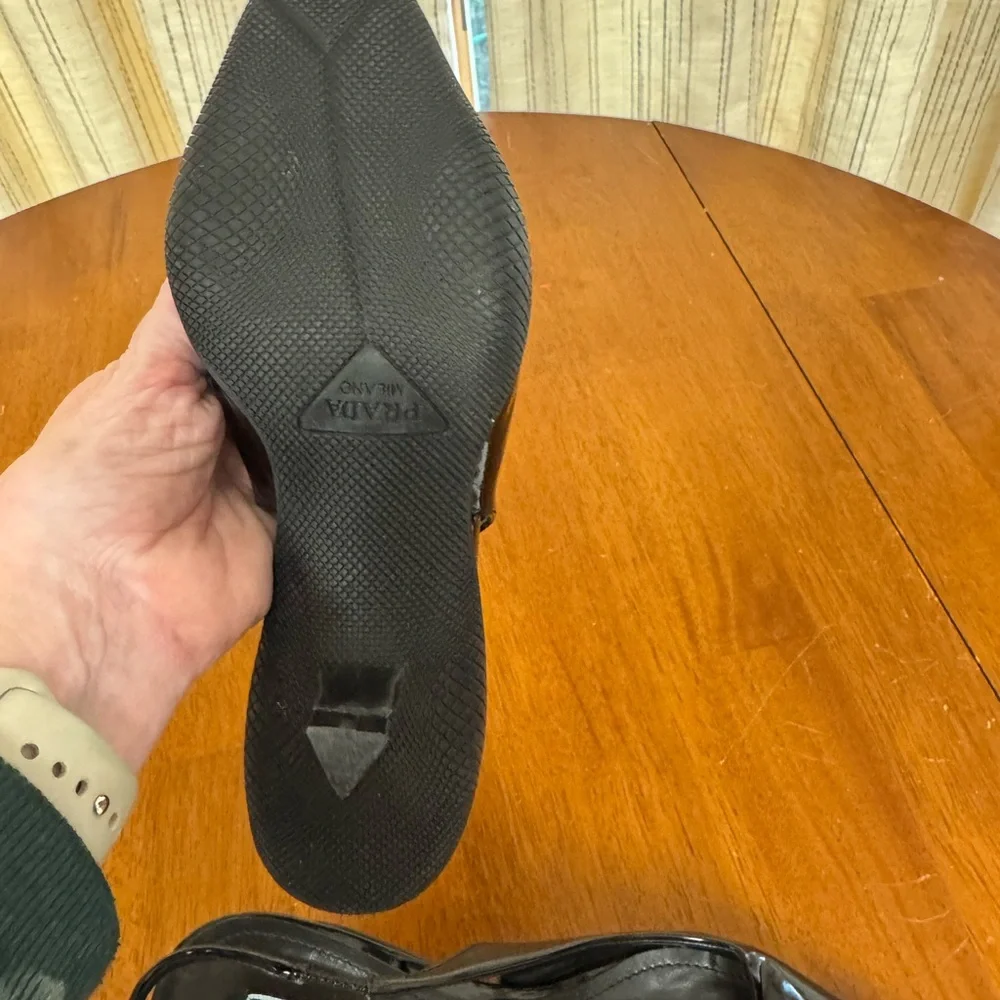 Prada spazzolato triangle logo sling back kitten heel pumps size7 $1200 retail - Picture 9 of 9